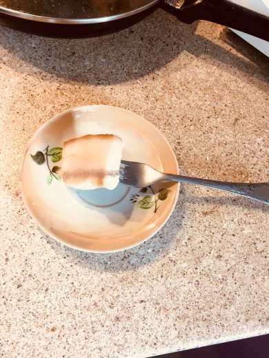 Блинчики на кислом молоке с сгущёнкой - Шаг 8