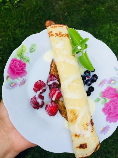 Блинчики на кислом молоке с сгущёнкой - Шаг 11