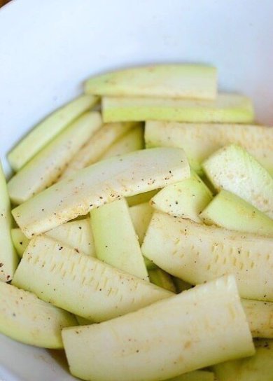 Кабачки в кляре - Шаг 1