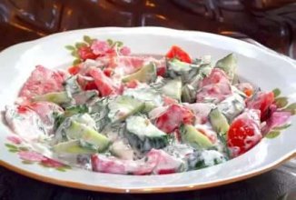 Летний овощной салат «Привет с грядки»