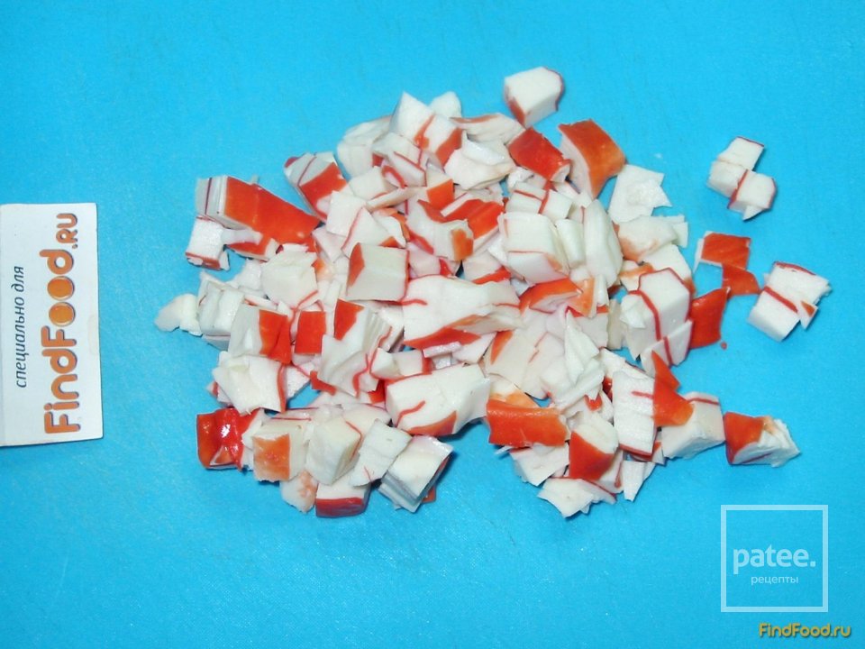 Салат из крабового мяса с кукурузой - Шаг 2