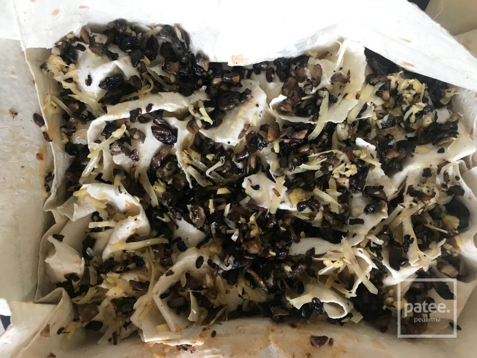 Мясной пирог с грибами из лаваша 🥖 - Шаг 16
