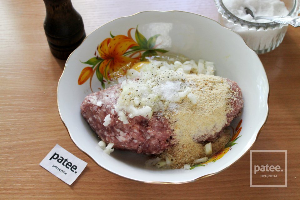 Котлеты из мясного фарша с сухарями - Шаг 7