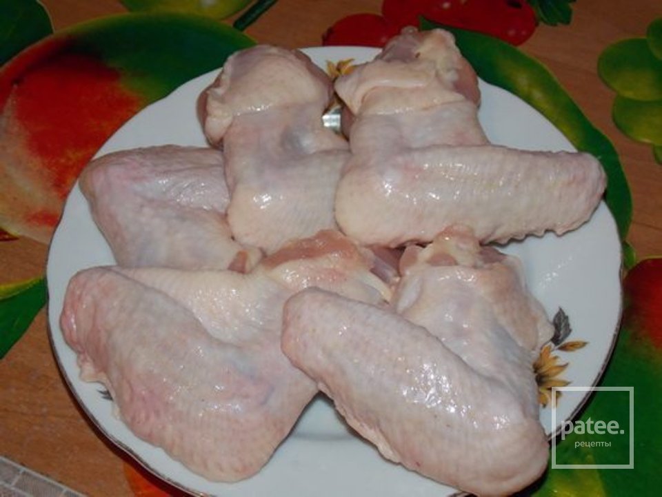 Суп из чечевицы рецепт на куриных крылышках - Шаг 1