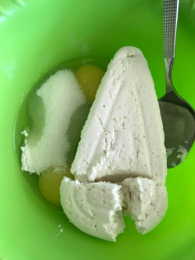 Сырники с яблоками 🍎🍏в овсяной панировке - Шаг 2