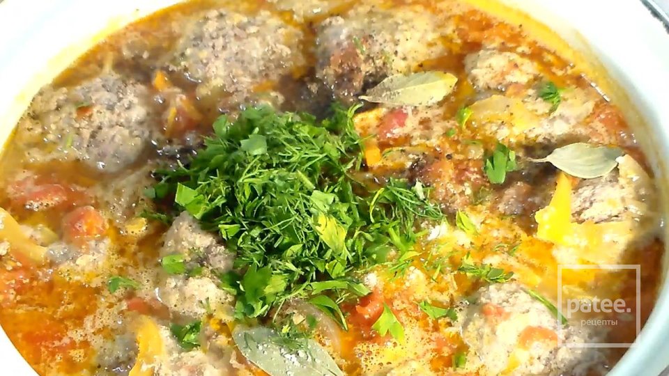 Мясные тефтели в томатном соусе - Шаг 9