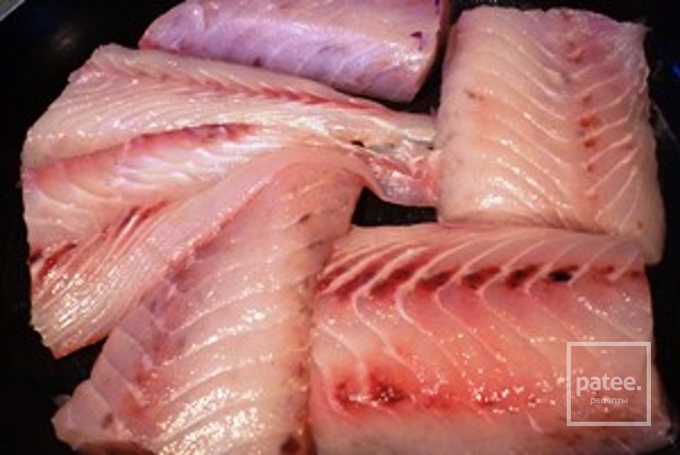 Филе рыбы под овощной шубой - Шаг 1