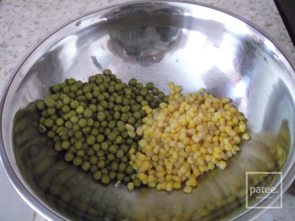 Салат с яйцами, ветчиной. - Шаг 2