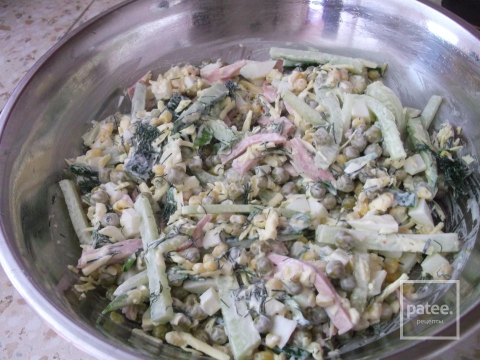 Салат с яйцами, ветчиной. - Шаг 8