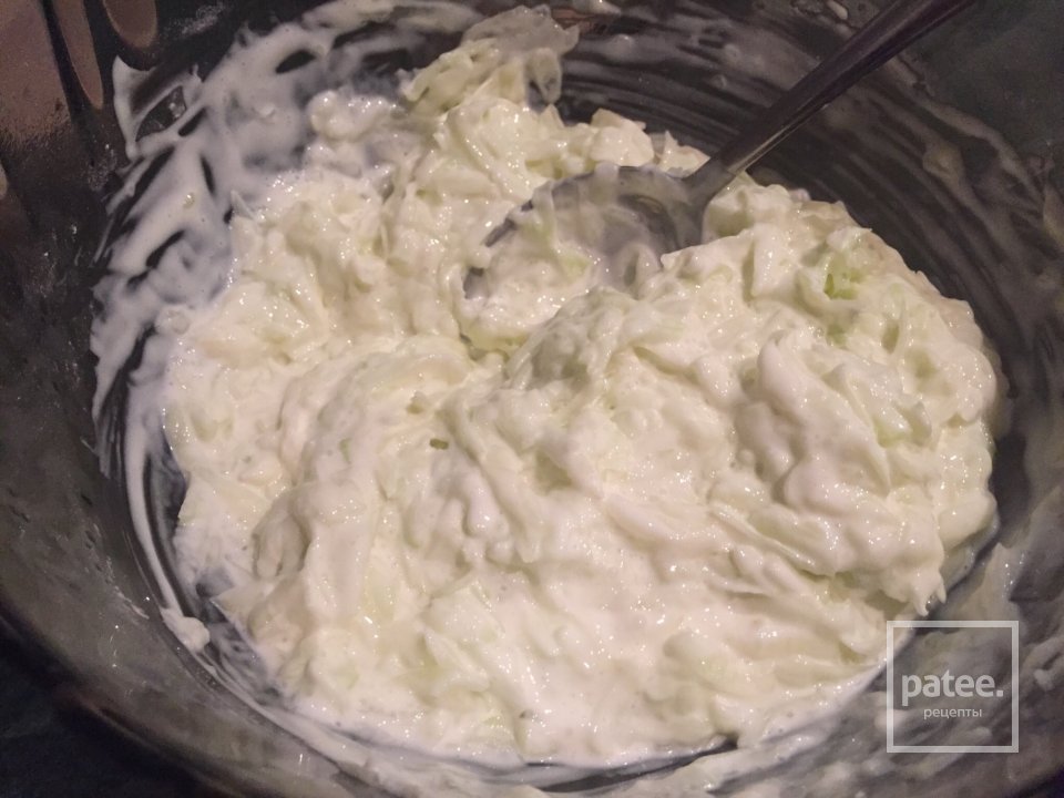 Запеканка из кабачков на сметане - Шаг 2