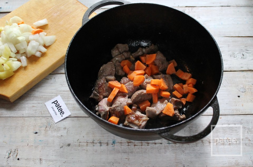 Жаркое по-домашнему из баранины с овощами - Шаг 9
