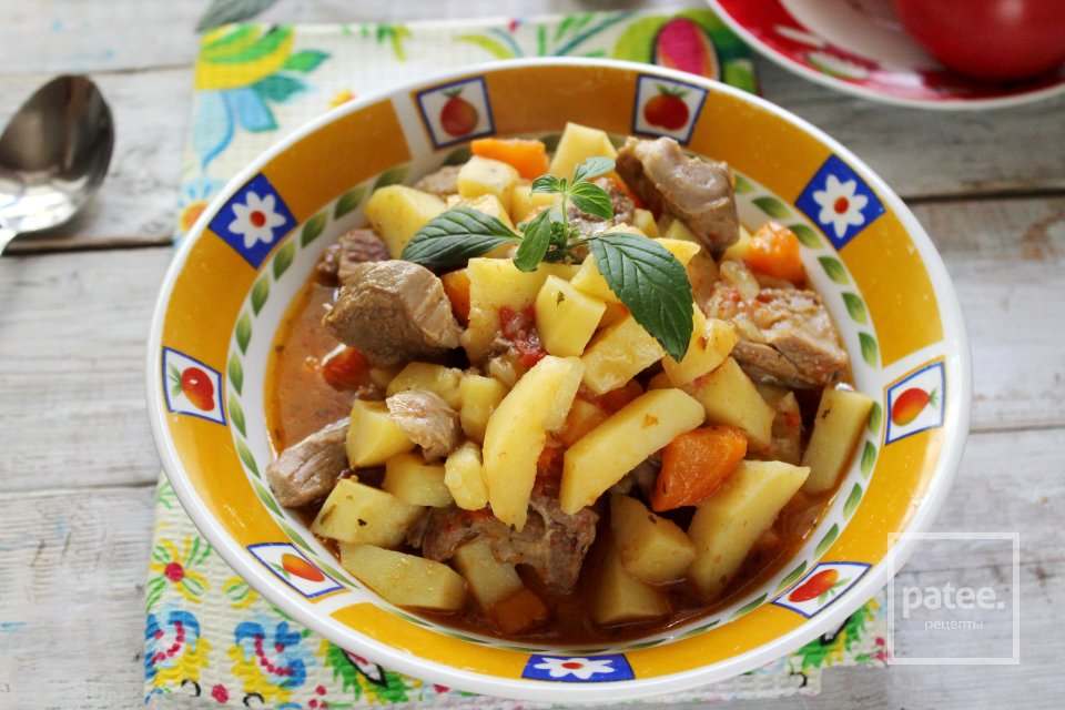 Жаркое по-домашнему из баранины с овощами - Шаг 21