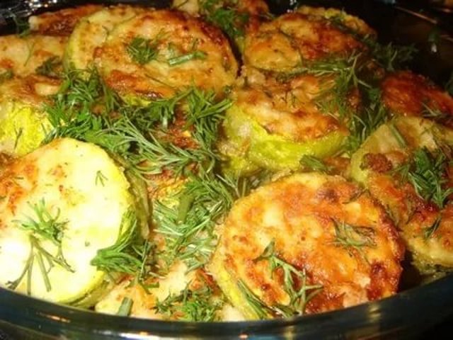 Блюдо из кабачков