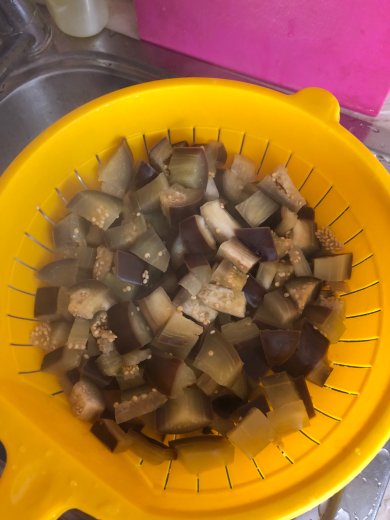 Баклажанная закуска с чесноком - Шаг 4