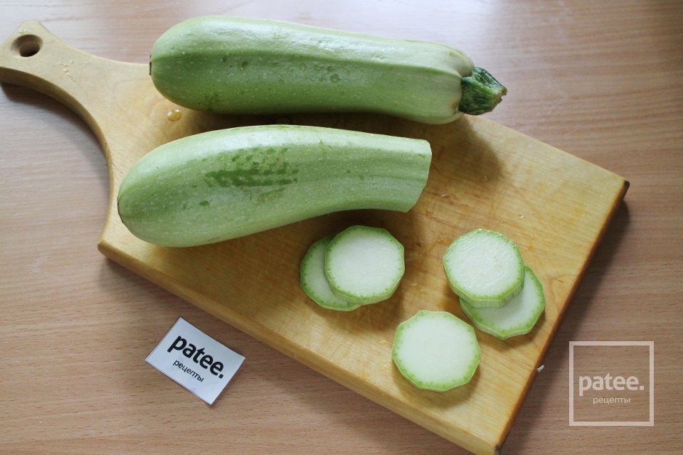 Цукини с брусникой в сладком маринаде - Шаг 3