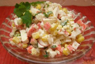 Салат из крабовых палочек с кукурузой