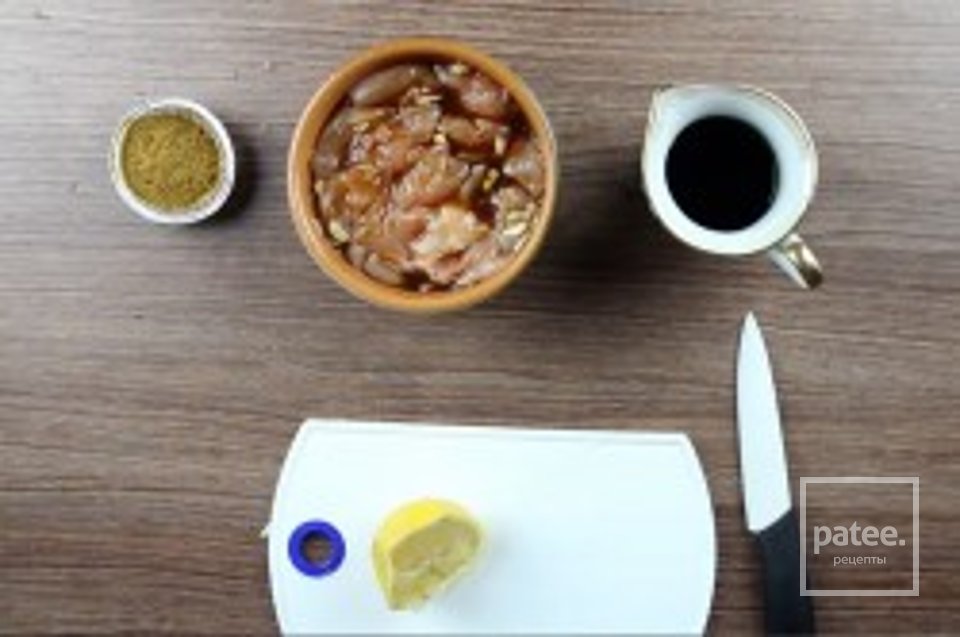 САЛАТ ЦЕЗАРЬ КЛАССИЧЕСКИЙ С КУРИЦЕЙ - Шаг 4