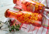Компот из ранеток и облепихи на зиму в бутылках