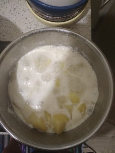 Картофель с курицей и грибами - Шаг 2