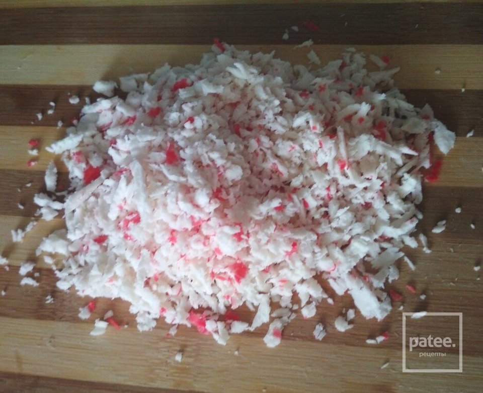 Оладушки из крабовых палочек - Шаг 1