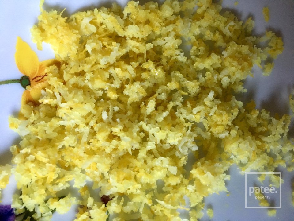 Фаршированные яйца с острой начинкой. - Шаг 1