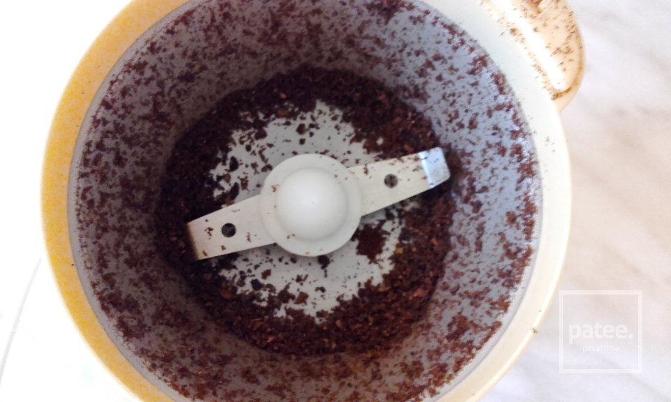 Шарлотка с пряными яблоками - Шаг 3