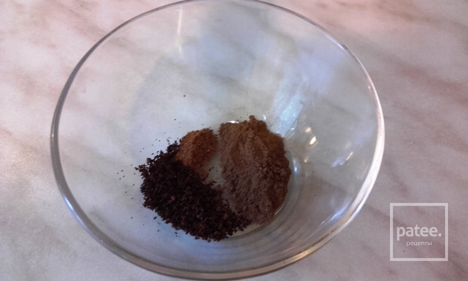 Шарлотка с пряными яблоками - Шаг 4