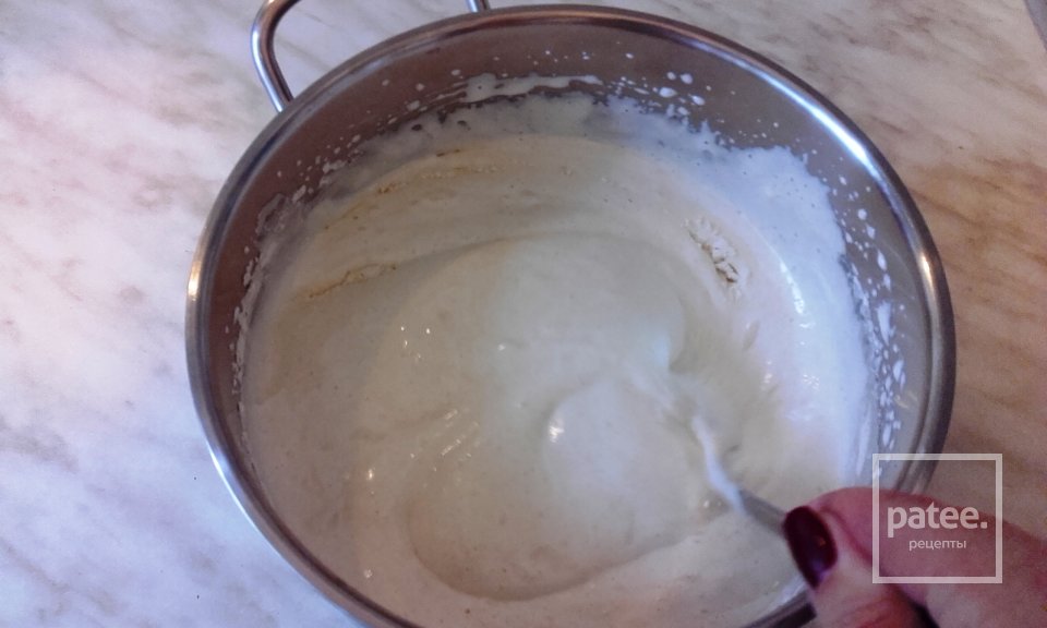 Шарлотка с пряными яблоками - Шаг 8