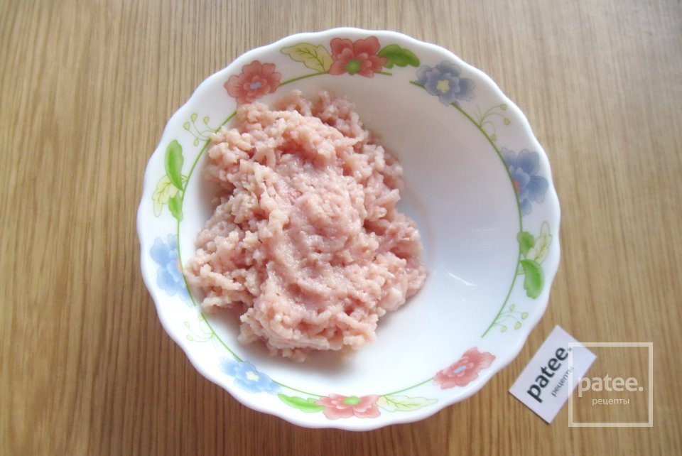 Куриные котлеты со взбитыми белками - Шаг 2
