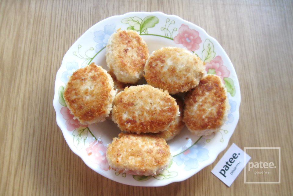 Куриные котлеты со взбитыми белками - Шаг 9