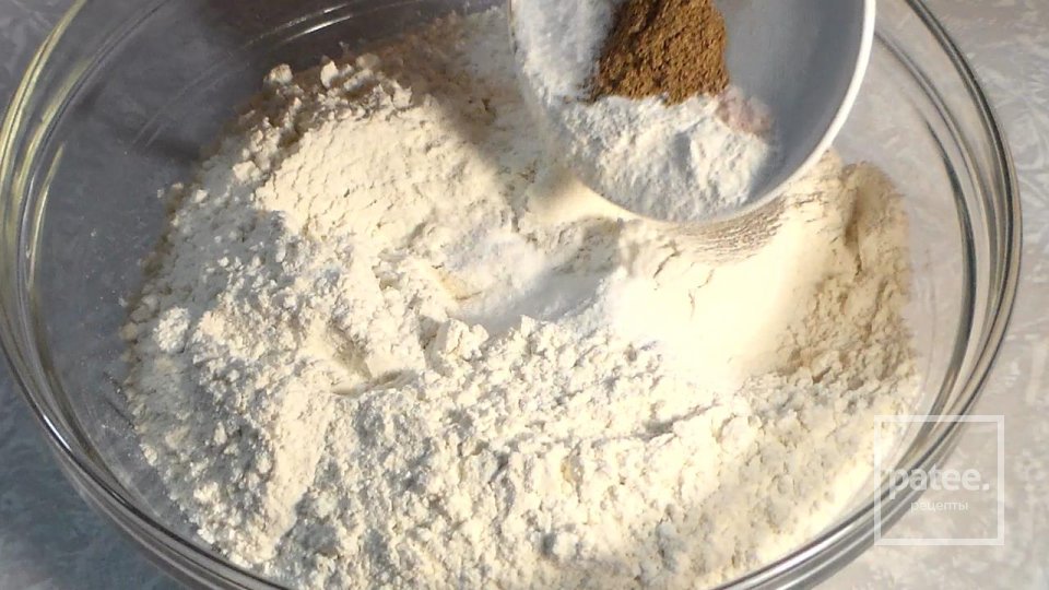 Простой и вкусный рецепт булочек c тыквой на завтрак - Шаг 4