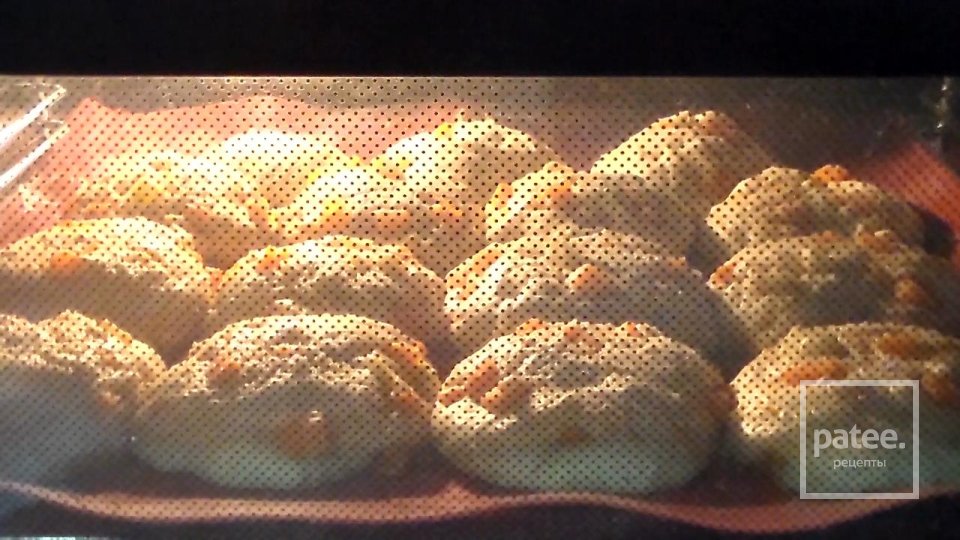 Простой и вкусный рецепт булочек c тыквой на завтрак - Шаг 8