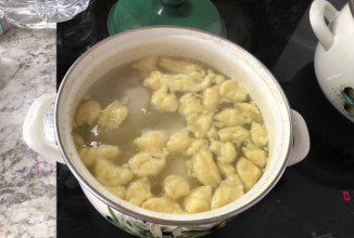 Куриный суп с клецками