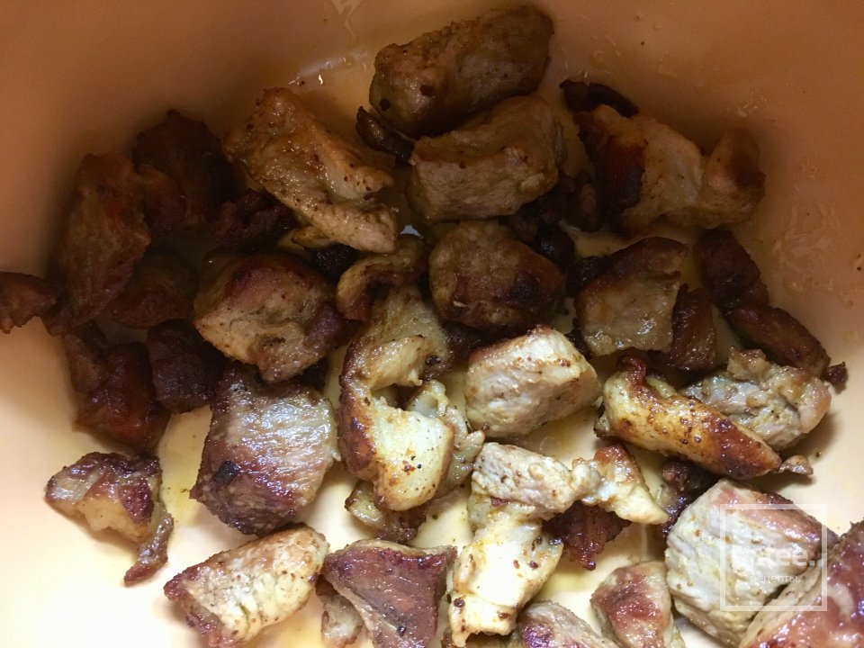 Овощи с мясом в горшочке. - Шаг 1