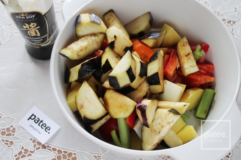 Говядина, запеченная в рукаве с овощами - Шаг 11