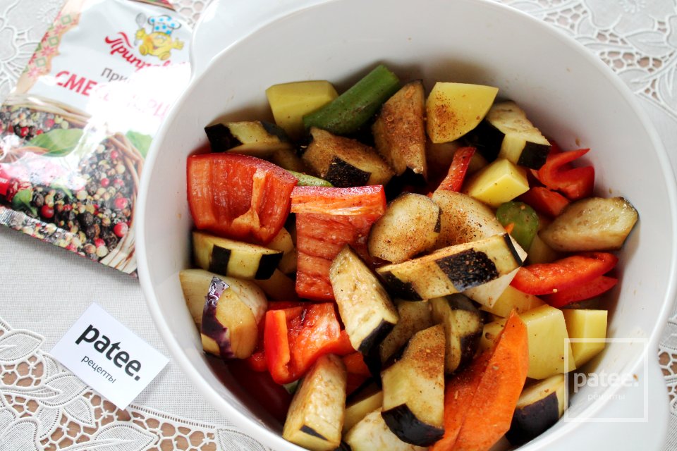 Говядина, запеченная в рукаве с овощами - Шаг 13