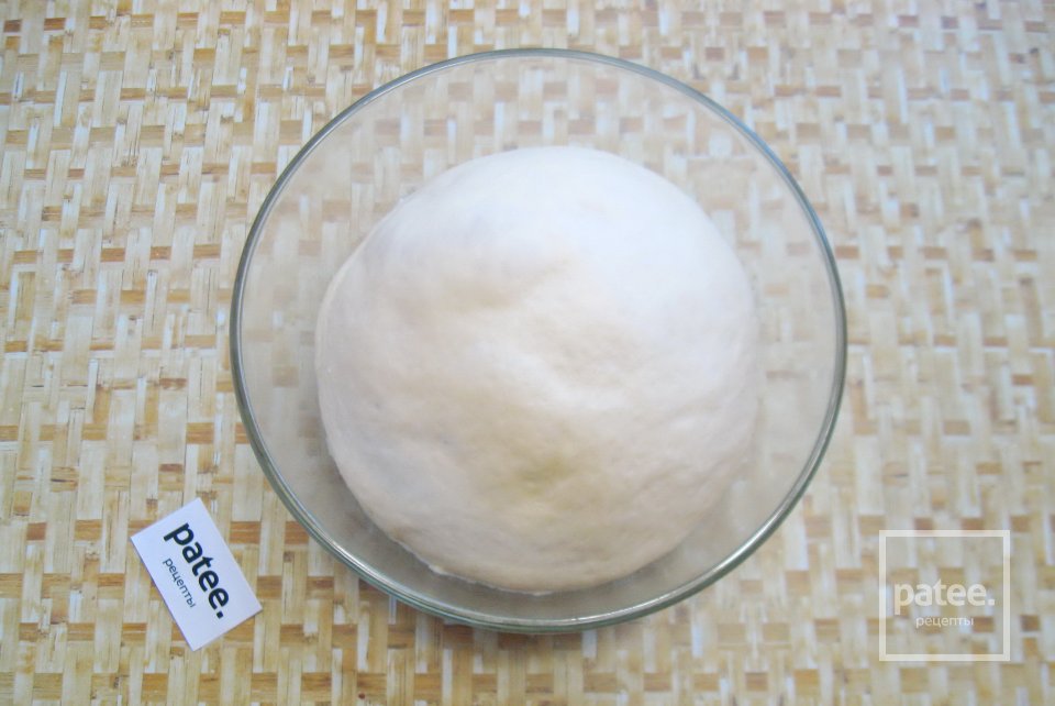 Пирожки с капустой и морковью в духовке - Шаг 5