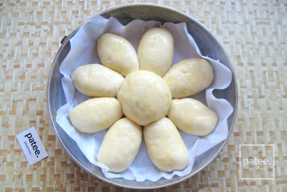 Пирожки с капустой и морковью в духовке - Шаг 13