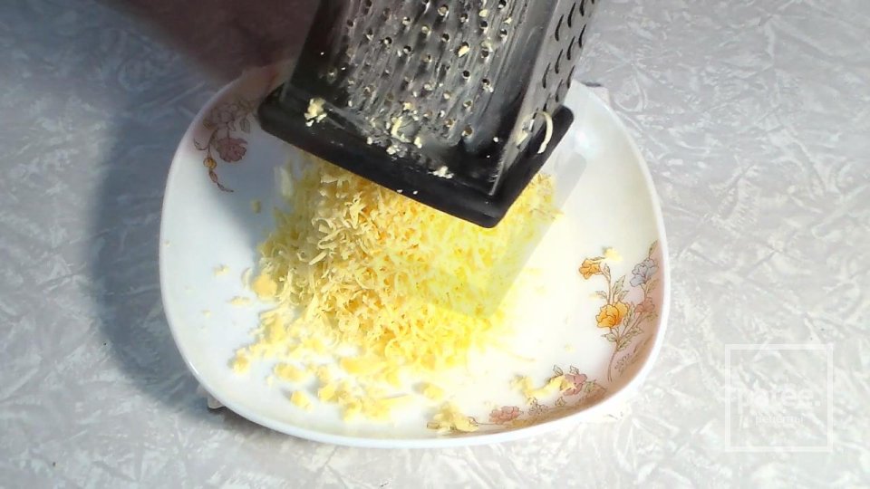 Овощной рулет из кабачков с начинкой - Шаг 2