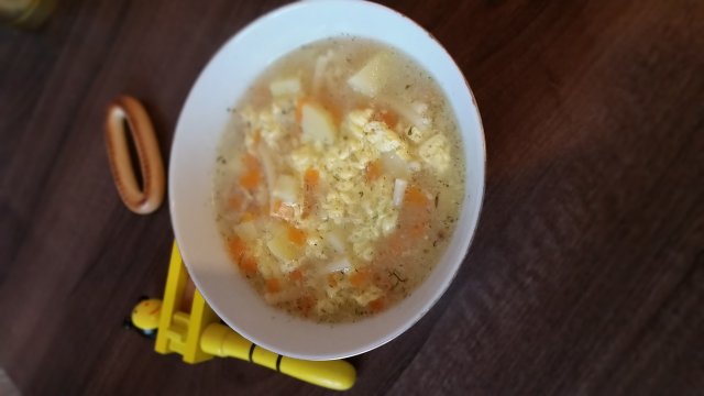 Детский суп с вермишелью и яйцом