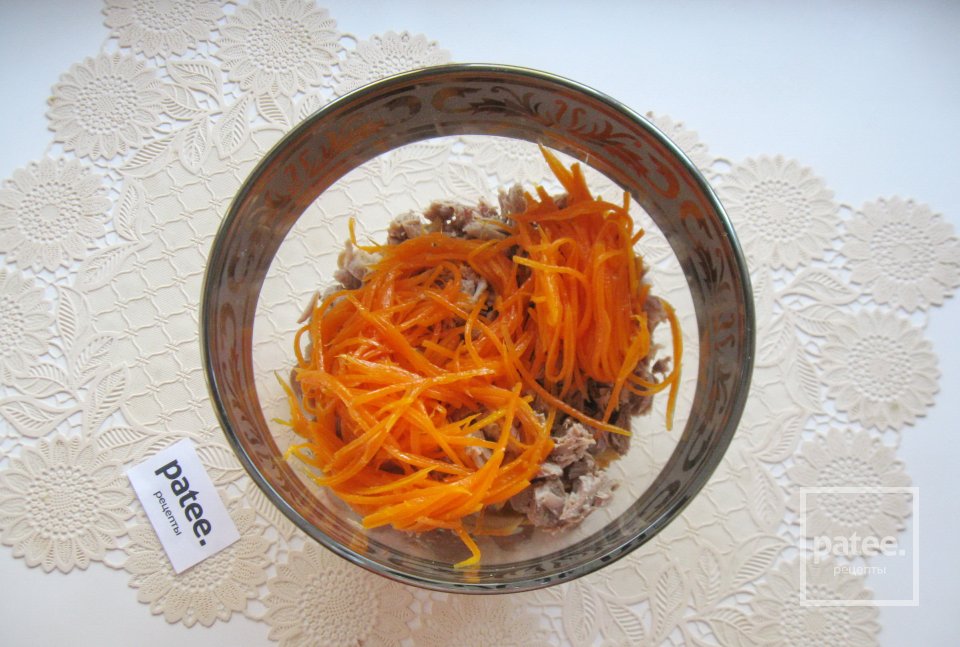 Салат с отварной индейкой и морковью по-корейски - Шаг 9