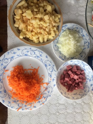 Суп «Нежный охотник» - Шаг 1