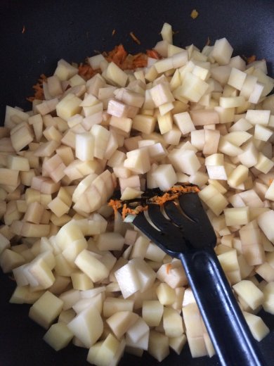 Суп «Нежный охотник» - Шаг 4