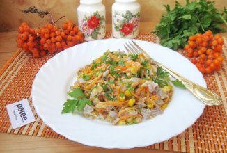 Салат с отварной индейкой и морковью по-корейски