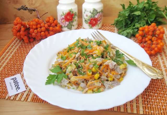 Салат с отварной индейкой и морковью по-корейски