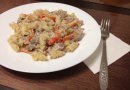 Паста с грибами и куриной грудкой