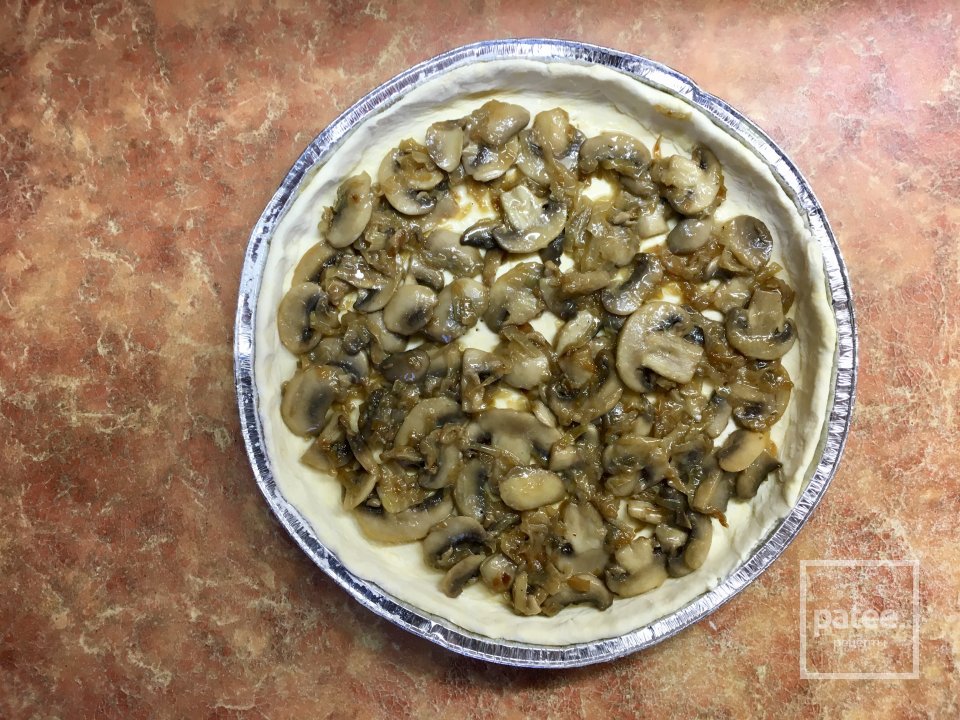 Неправильный киш с шампиньонами. - Шаг 6