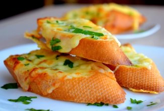 Бутерброды с чесноком и сыром