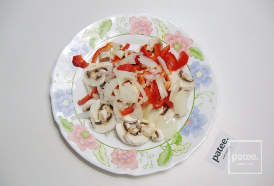 Куриное филе с овощами в пакете для запекания - Шаг 8