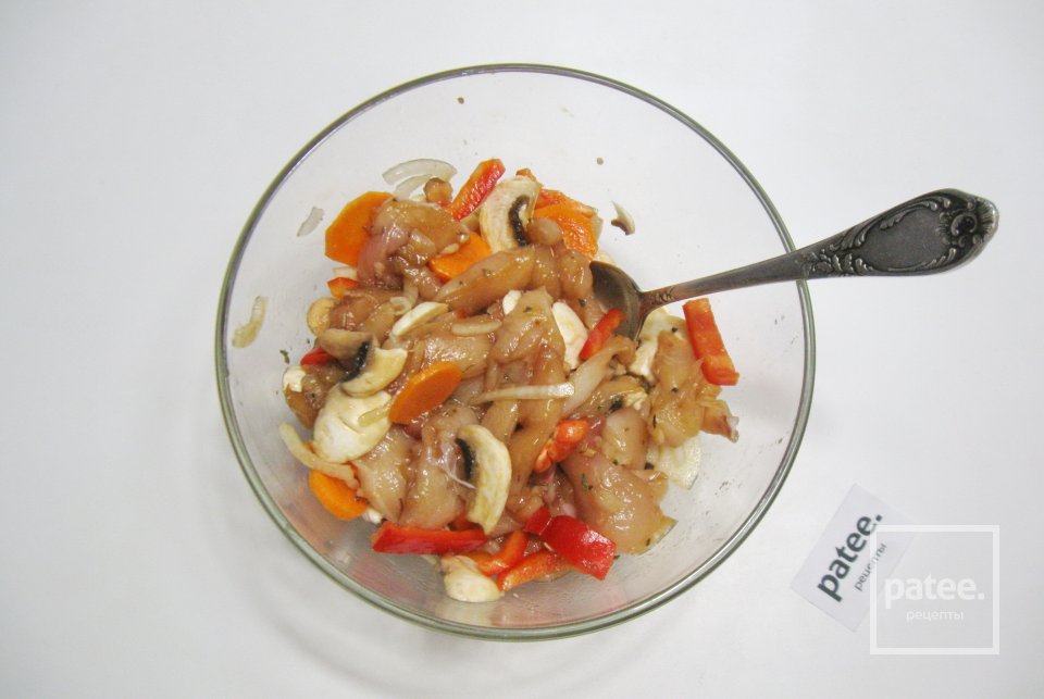 Куриное филе с овощами в пакете для запекания - Шаг 10